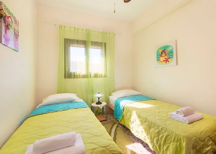 فيلة Old Town Rhodes City